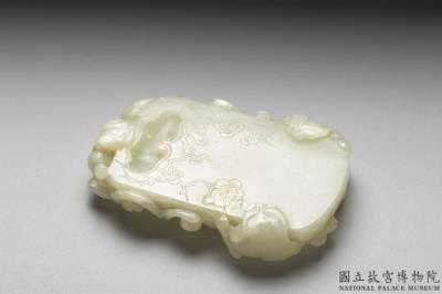 图片[2]-Jade ink stone with plum branch design, late Ming to Qing dynasty-China Archive